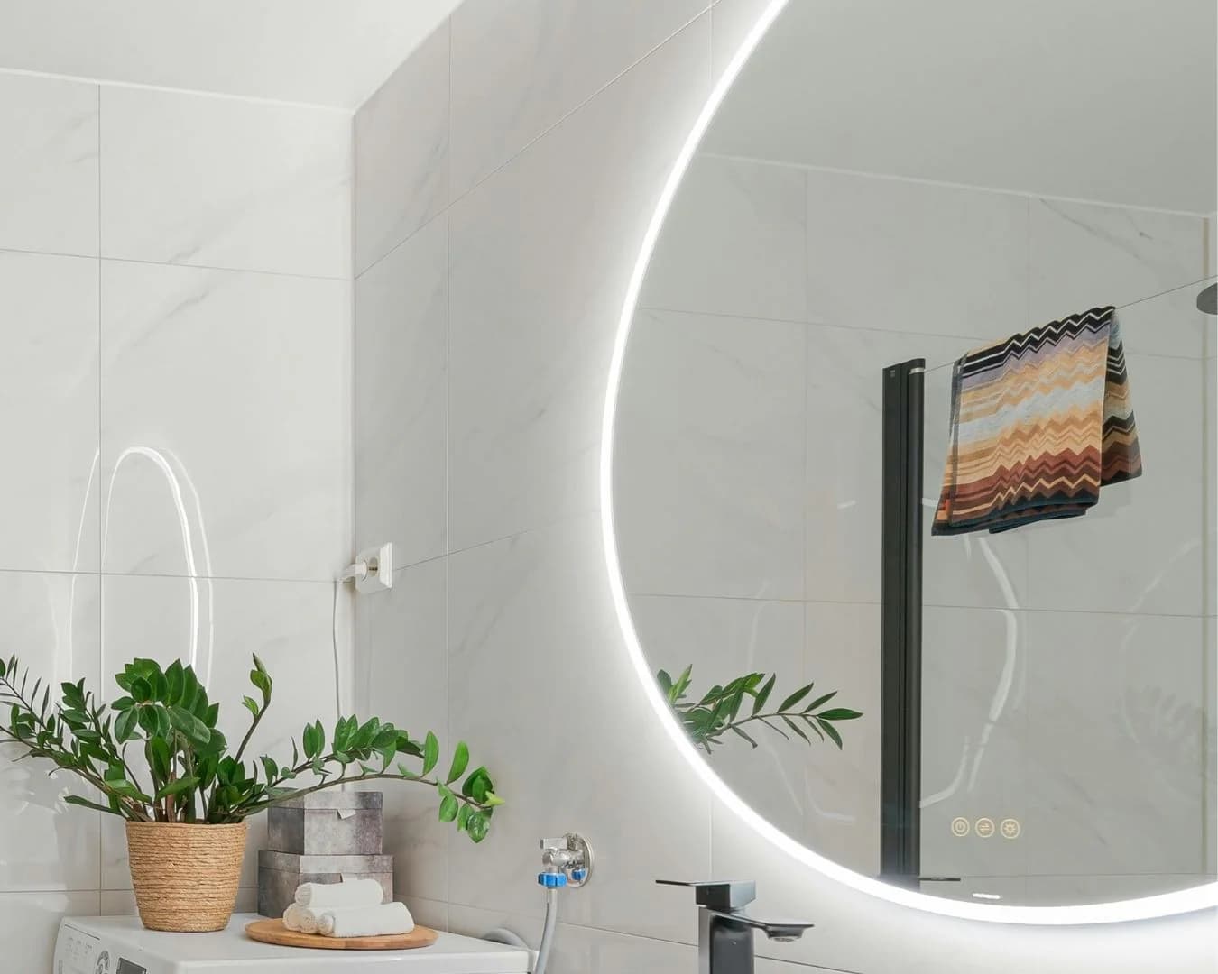 LED Bathroom Mirror Benefits for Modern Australian Homes