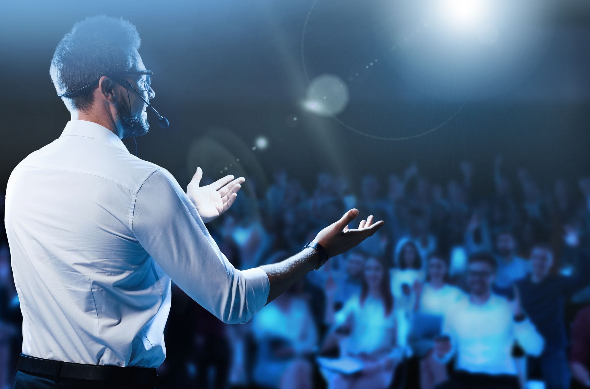 Public Speaking Coach Helping Leaders Communicate With Authority | Mike Acker